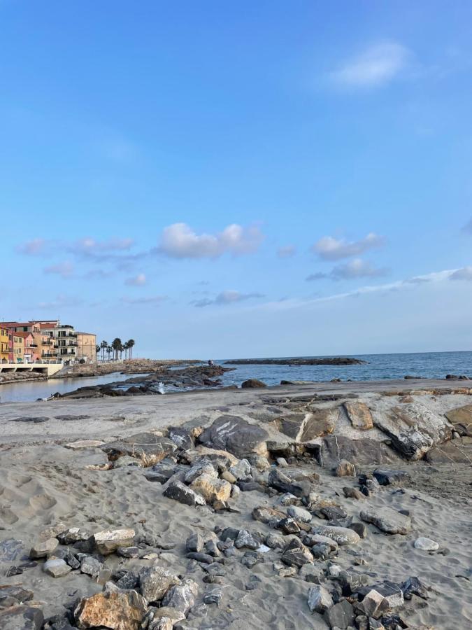 Bistrot Del Mare Apartment Santo Stefano al Mare Bagian luar foto