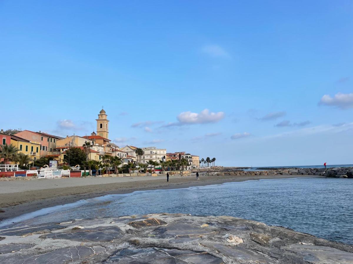 Bistrot Del Mare Apartment Santo Stefano al Mare Bagian luar foto
