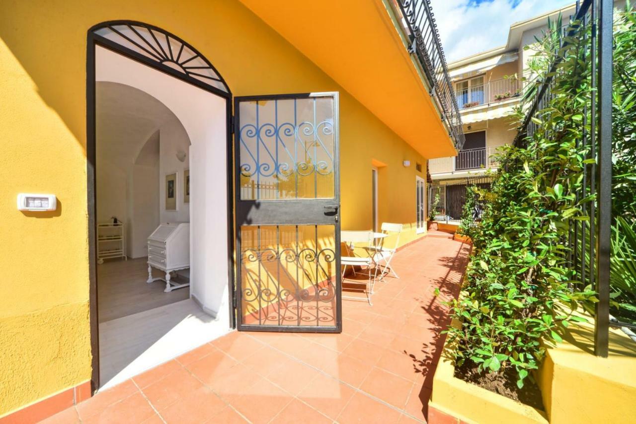 Bistrot Del Mare Apartment Santo Stefano al Mare Bagian luar foto